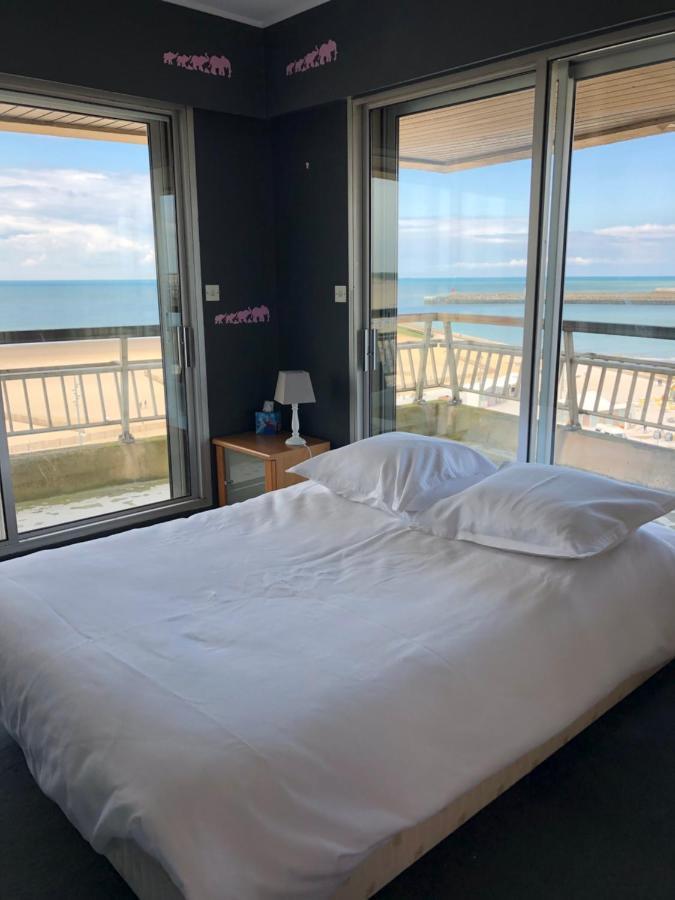 Royal Seavieuw Lejlighed Calais Eksteriør billede