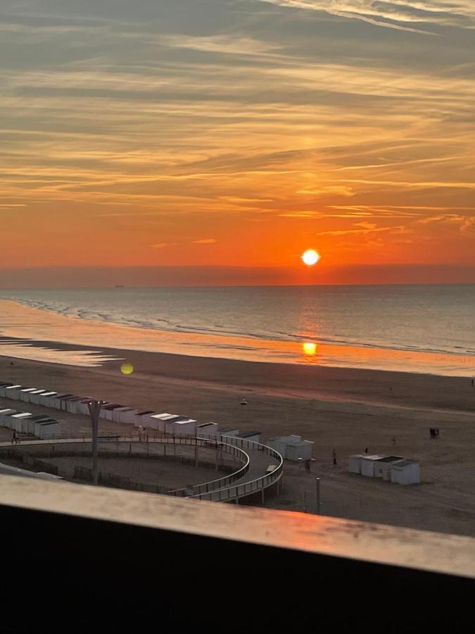 Royal Seavieuw Lejlighed Calais Eksteriør billede
